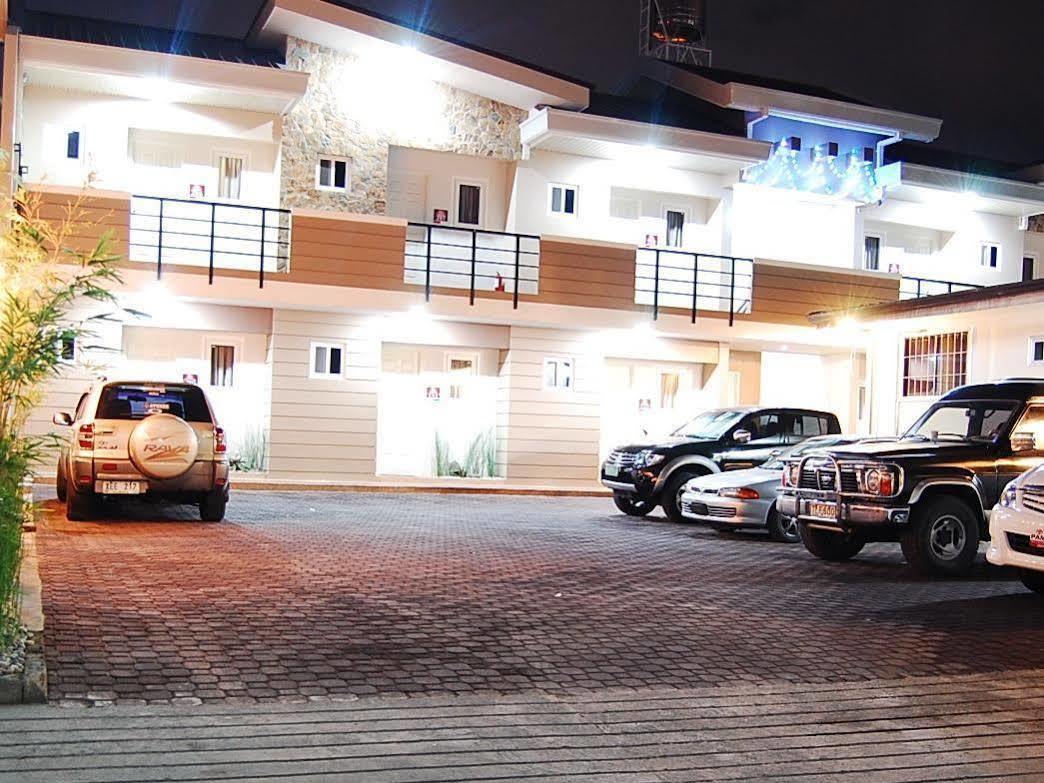 Rumi Apartelle Hotel Angeles Exterior foto